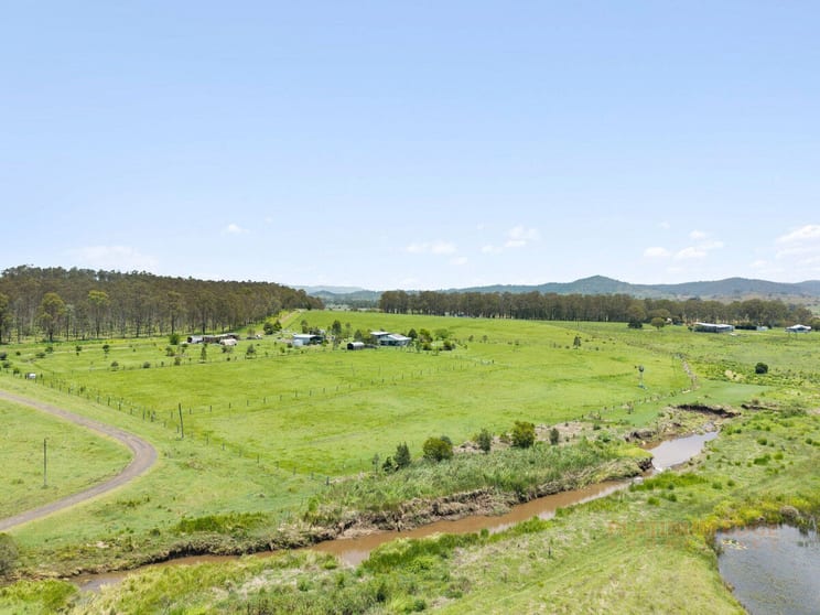 Click to view all images 49 Thomas Road Laravale QLD 4285 - Image 2