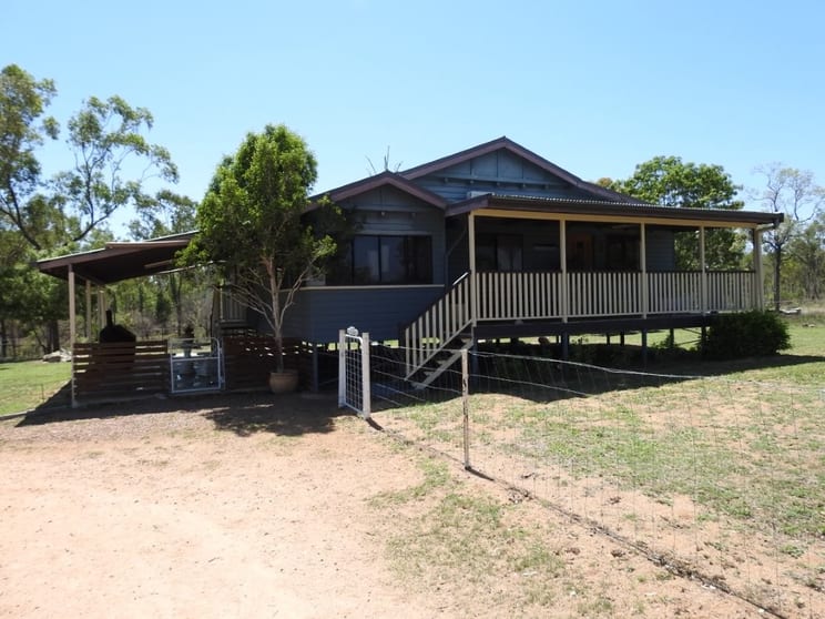 Click to view all images 95 Curtis Road Broughton QLD 4820 - Image 3