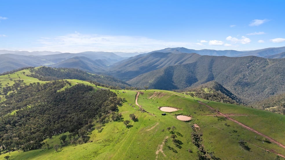 Click to view all images 914 Target Creek Road Licola VIC 3858 - Image 1