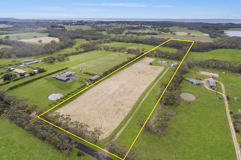 Click to view all images 52 Berrys Road Gorae VIC 3305 - Image 3