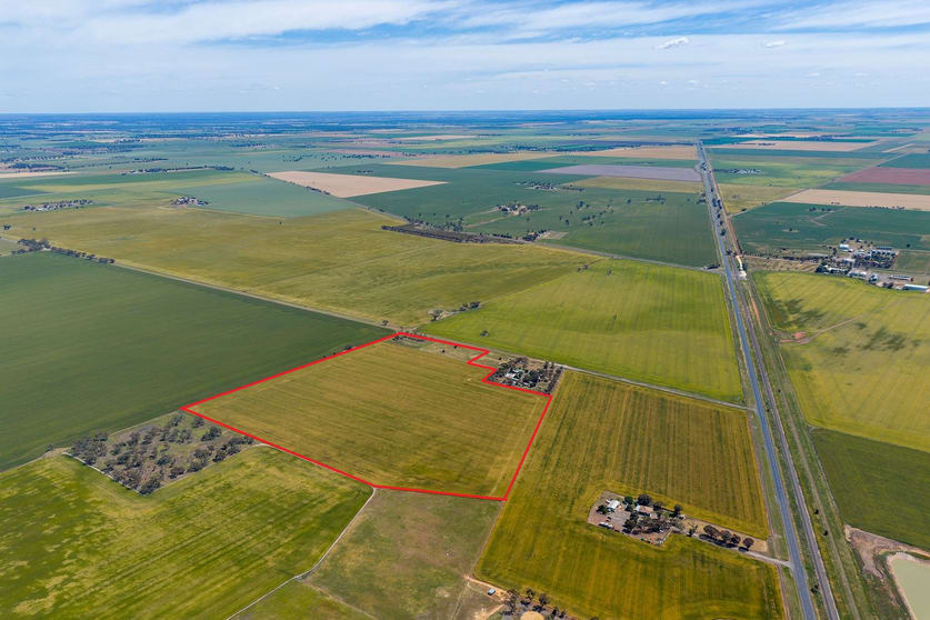 Click to view all images Three Mile Road Vectis VIC 3401 - Image 2