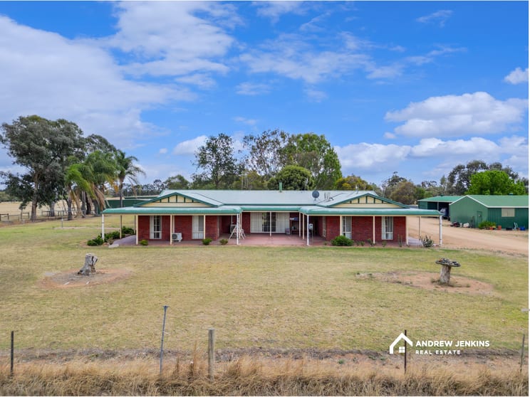Click to view all images 104 Barnes Road Cobram VIC 3644 - Image 3