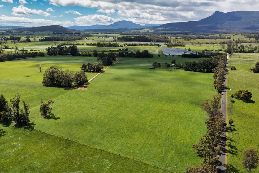 Click to view all images 145 Fernleigh Road Caveside TAS 7304 - Image 2