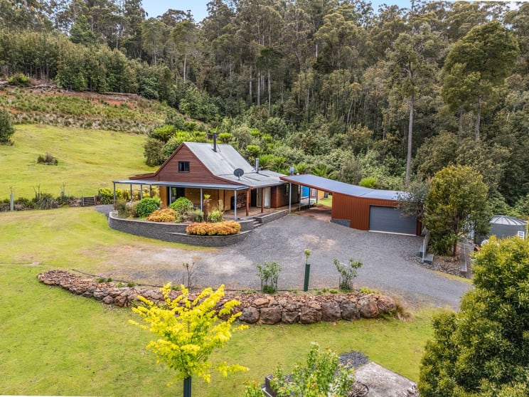 Click to view all images 252 Harveys Road North Motton TAS 7315 - Image 1