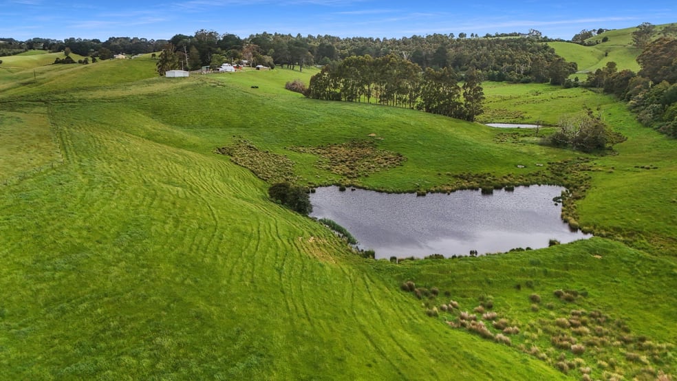 Click to view all images 3015 South Gippsland Highway Stony Creek VIC 3957 - Image 2