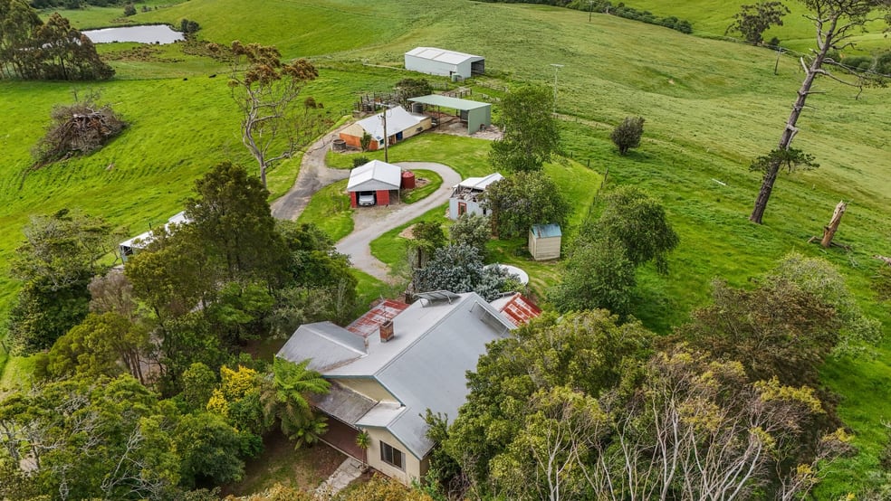 Click to view all images 3015 South Gippsland Highway Stony Creek VIC 3957 - Image 3