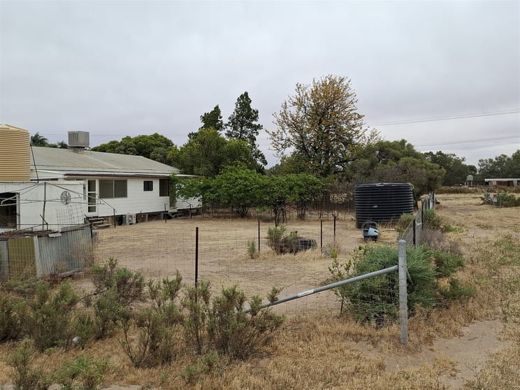Click to view all images 68 Wilcannia-Menindee Road Menindee NSW 2879 - Image 1