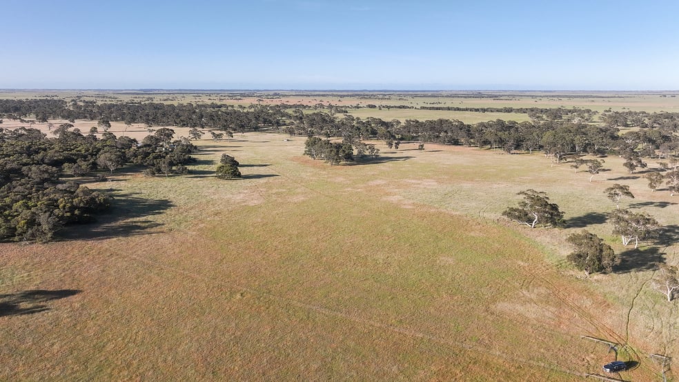 Click to view all images 1112 Minnie Crowe Road Avenue Range SA 5273 - Image 3