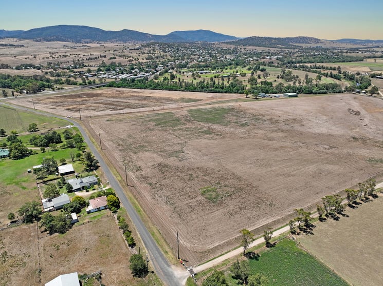 Click to view all images 59 Blairmore Lane Aberdeen NSW 2336 - Image 2