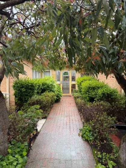 Click to view all images Accommodation & Tourism business for sale in Glen Waverley - Image 1