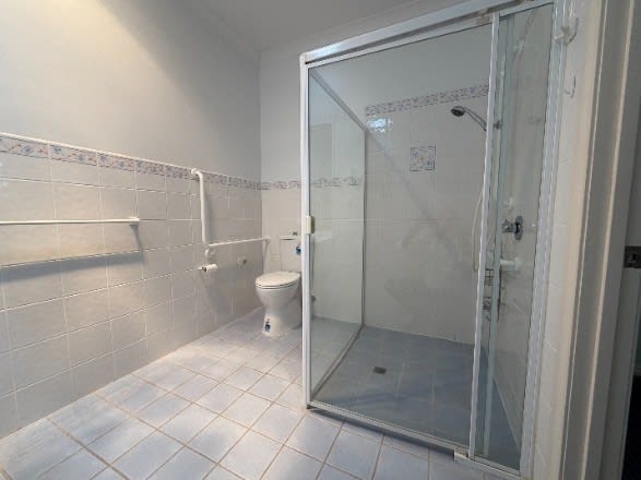 Click to view all images Accommodation & Tourism business for sale in Glen Waverley - Image 2