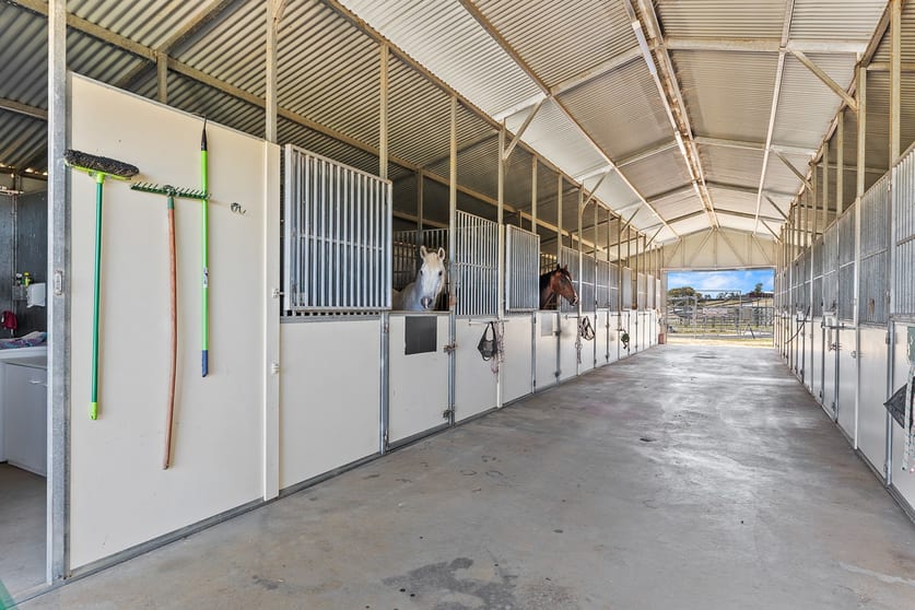 Click to view all images Yass NSW 2582 - Image 3