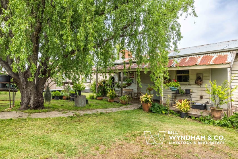 Click to view all images 472 Little River Road Ensay North VIC 3895 - Image 3