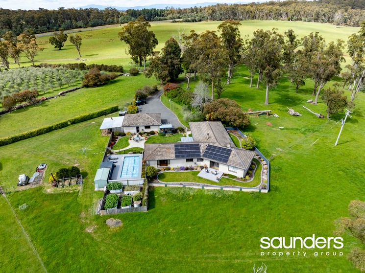 Click to view all images 121 Saunders Drive Hadspen TAS 7290 - Image 2