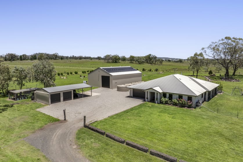 Click to view all images 144 Whittaker Road Southbrook QLD 4363 - Image 2