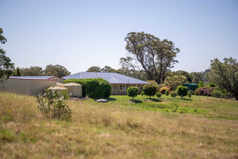 Click to view all images 4 Brown Road Dalveen QLD 4374 - Image 3