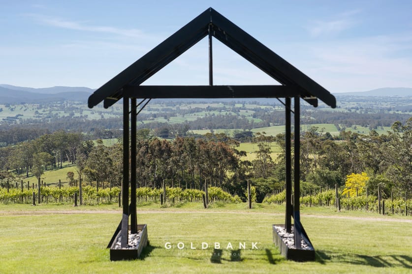 Click to view all images 180 Lardners Track Drouin East VIC 3818 - Image 2