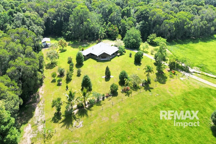 Click to view all images 1937 Mossman-Mount Molloy Road Julatten QLD 4871 - Image 3