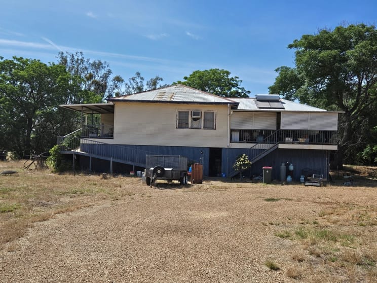 Click to view all images 88 Amaroo Way Eugowra NSW 2806 - Image 3