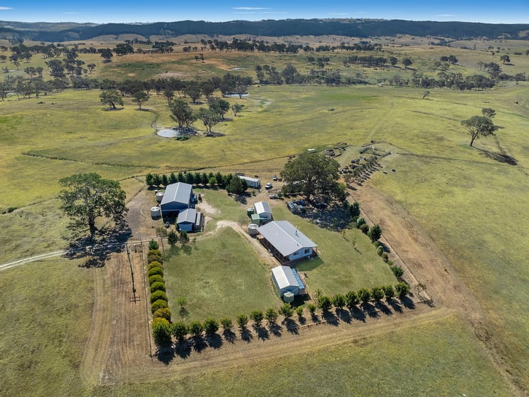 Click to view all images 33 Bathampton Road Wimbledon NSW 2795 - Image 1