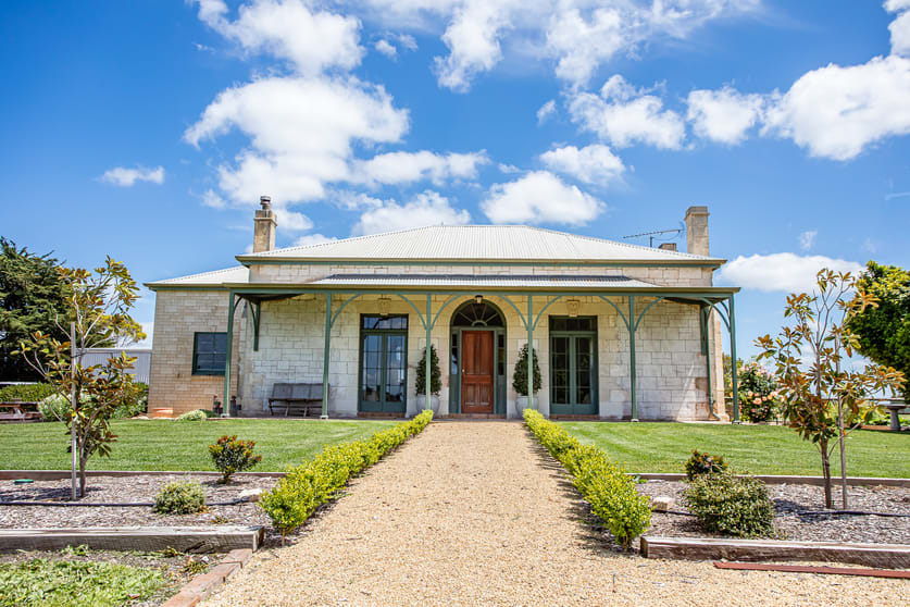 Click to view all images 370 Geraghty Rd Coonawarra SA 5263 - Image 3