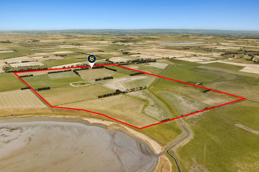 Click to view all images 975 Warrowie Road Irrewarra VIC 3249 - Image 3