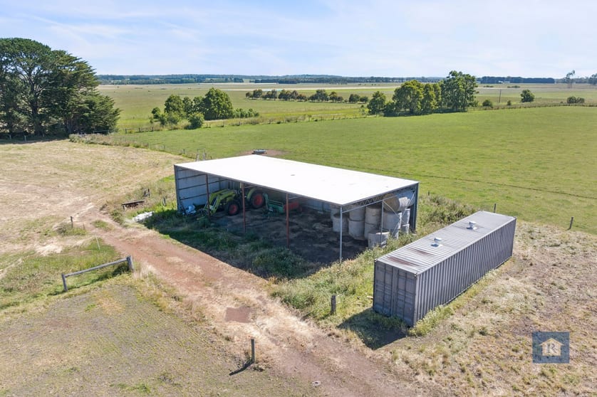 Click to view all images 280 Crabbes Road Irrewillipe VIC 3249 - Image 3