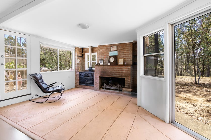 Click to view all images 4 Noola Road Bogee NSW 2849 - Image 2