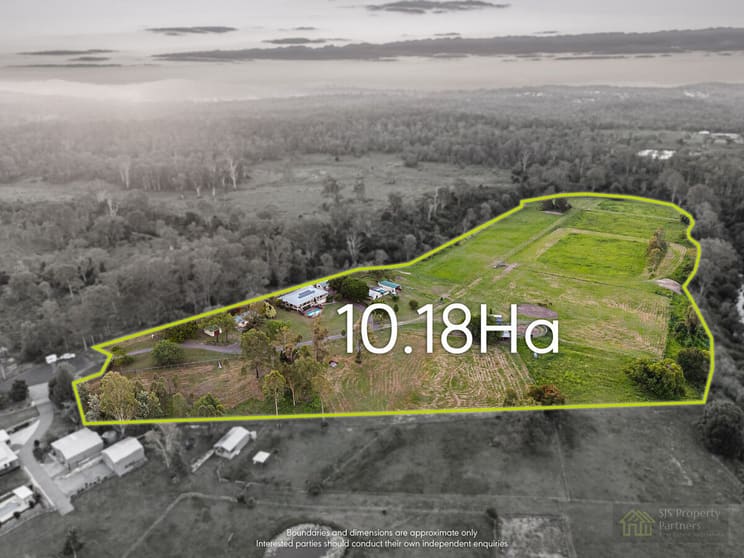 Click to view all images 151 - 153 Sundown Court Tamborine QLD 4270 - Image 3