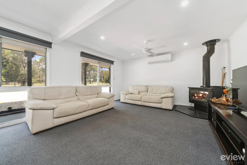 10 Maywood Road Cranbourne South VIC 3977 - Image 3