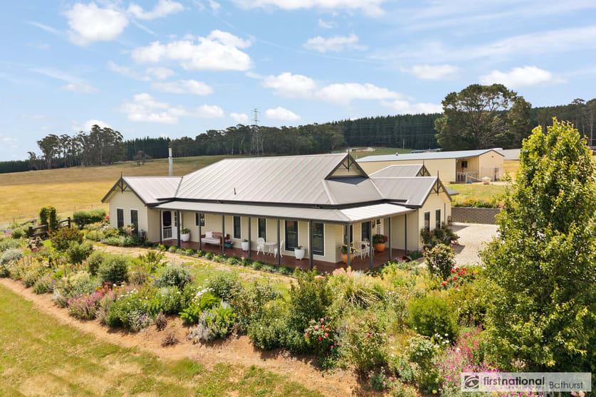 Click to view all images 75 Mcmanus Road Meadow Flat NSW 2795 - Image 1