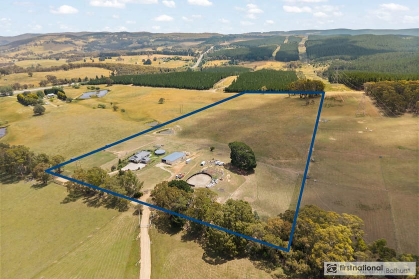 Click to view all images 75 Mcmanus Road Meadow Flat NSW 2795 - Image 2