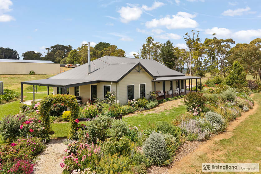Click to view all images 75 Mcmanus Road Meadow Flat NSW 2795 - Image 3