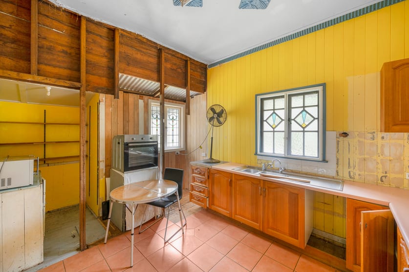 Click to view all images 1730 Dawson Highway Calliope QLD 4680 - Image 3