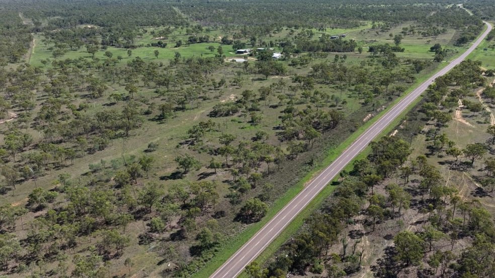 Click to view all images Flinders Highway Breddan QLD 4820 - Image 2
