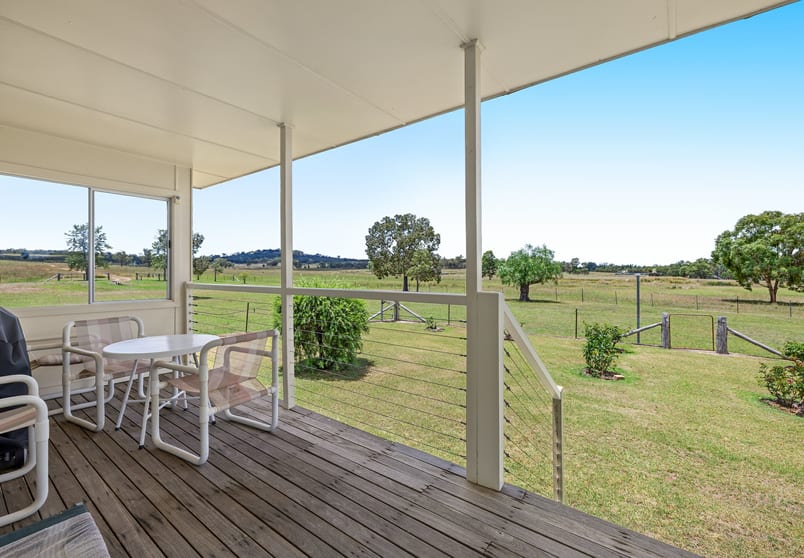 Click to view all images 3167 Stanthorpe Inglewood Road Inglewood QLD 4387 - Image 3