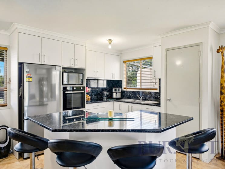 Click to view all images 249 Eureka Road Golden Fleece QLD 4621 - Image 3