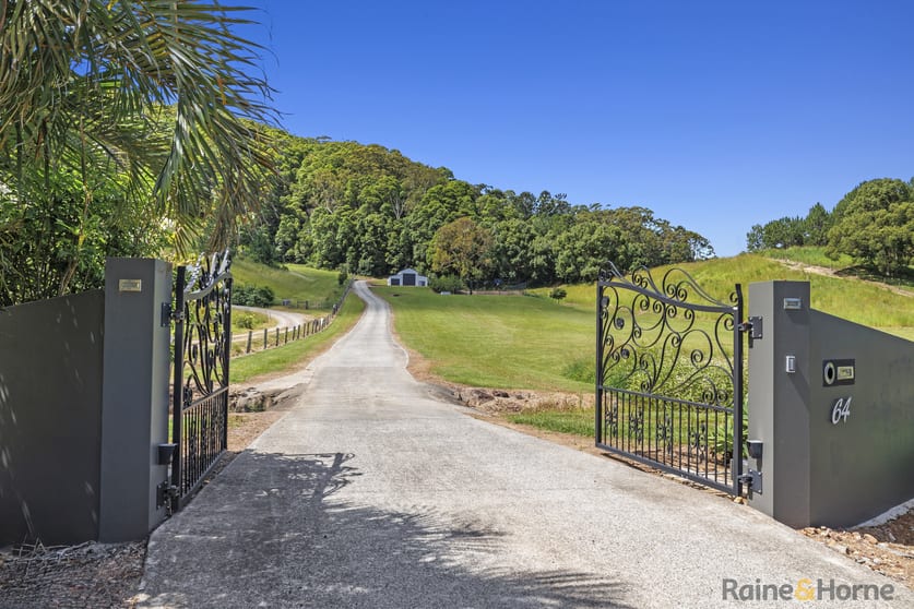 Click to view all images 64 Cabbage Gum Road Cudgera Creek NSW 2484 - Image 3