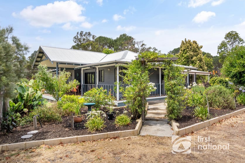Click to view all images 269 Arthur Road Rosa Brook WA 6285 - Image 3