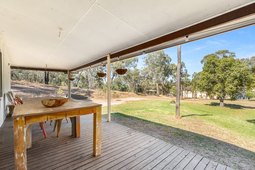 Click to view all images 112 Sandy Creek Road Molong NSW 2866 - Image 1