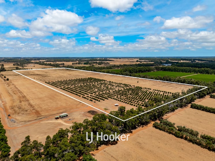 Click to view all images 73/ Payne Road Kaloorup WA 6280 - Image 2