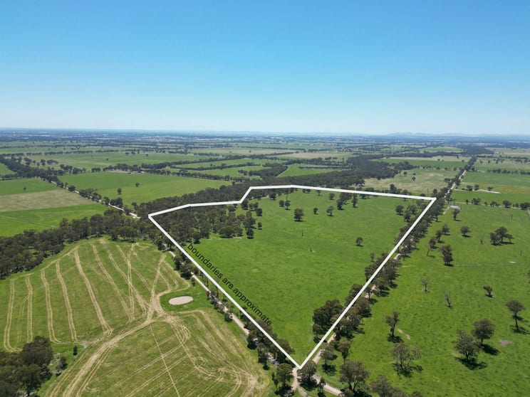 Click to view all images Cnr Clohessy Road and Escort Bridge Road Norong VIC 3682 - Image 1