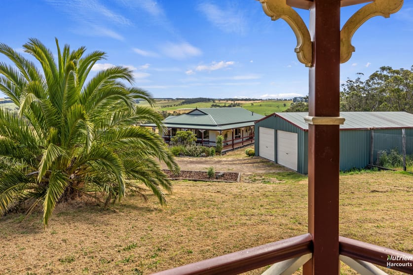Click to view all images 175 Bornong Road Cooriemungle VIC 3268 - Image 1