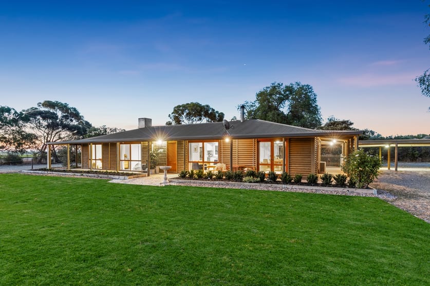Click to view all images 132 Little Road Willunga SA 5172 - Image 2