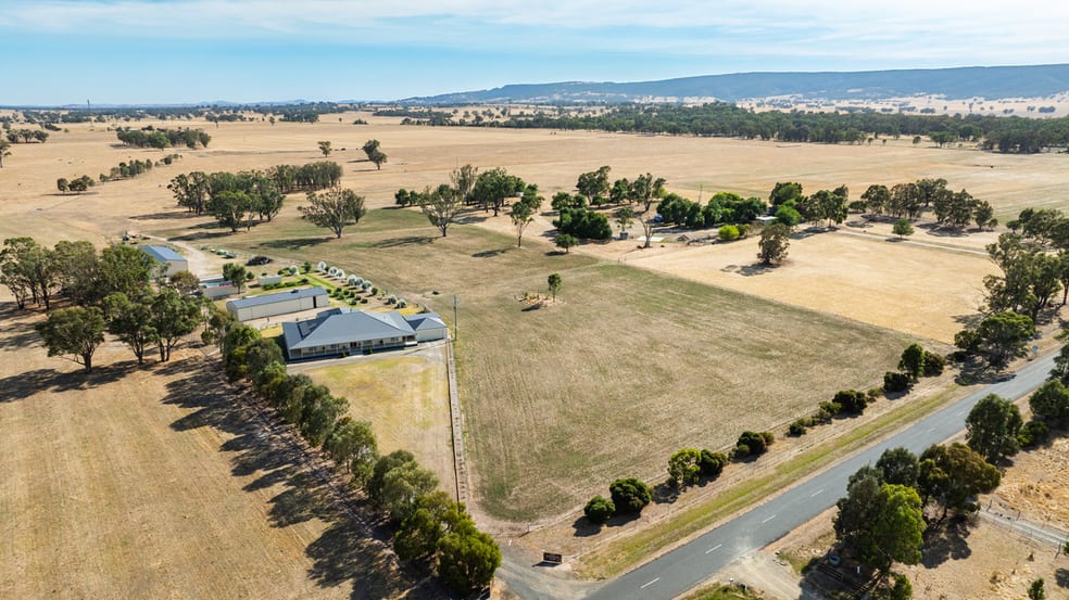 Click to view all images 1161 Walla Walla Road Gerogery NSW 2642 - Image 1