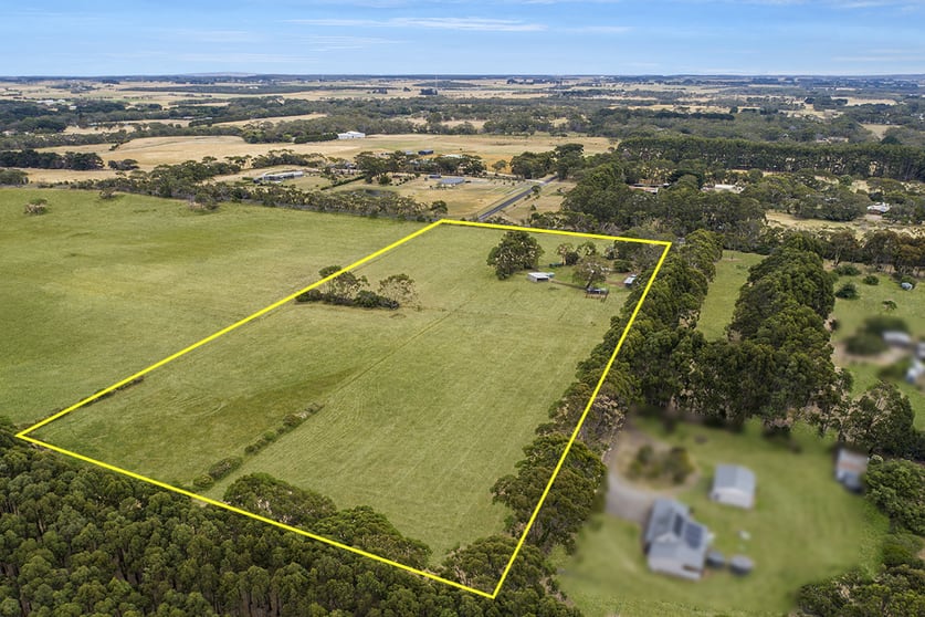 Click to view all images 418 Portland - Nelson Road Portland VIC 3305 - Image 2