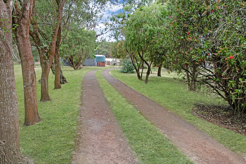 Click to view all images 418 Portland - Nelson Road Portland VIC 3305 - Image 3