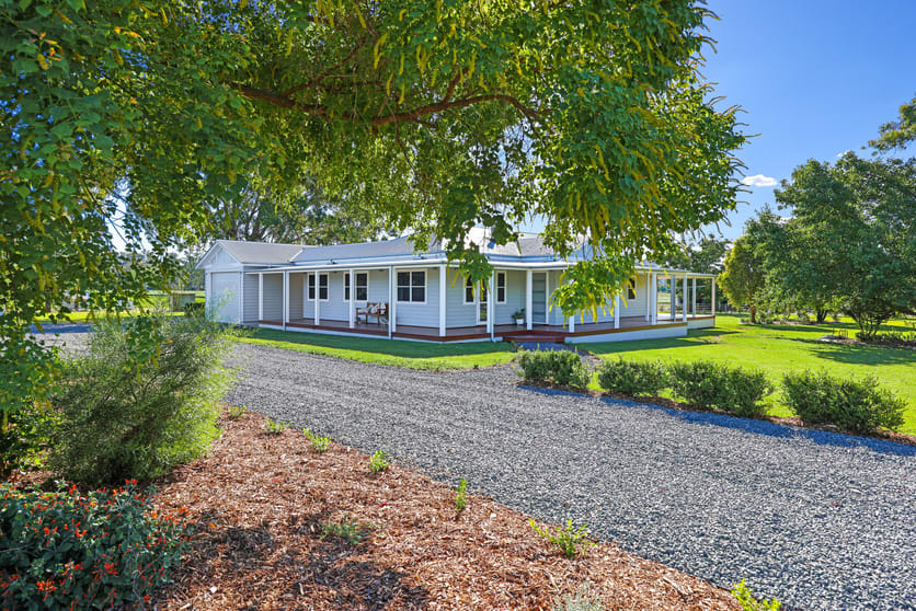 Click to view all images 1052 Nundle Road Tamworth NSW 2340 - Image 1