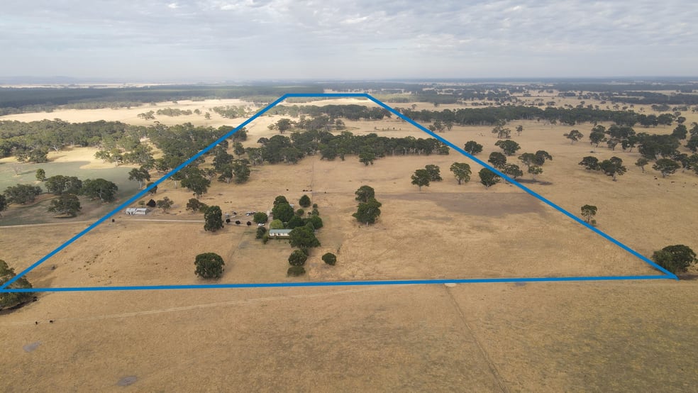 Click to view all images 110 Coote Rd Moerlong SA 5278 - Image 1
