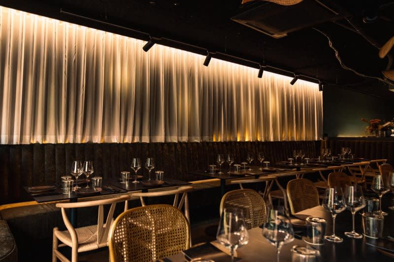 Click to view all images Restaurant business for sale in Surry Hills - Image 1